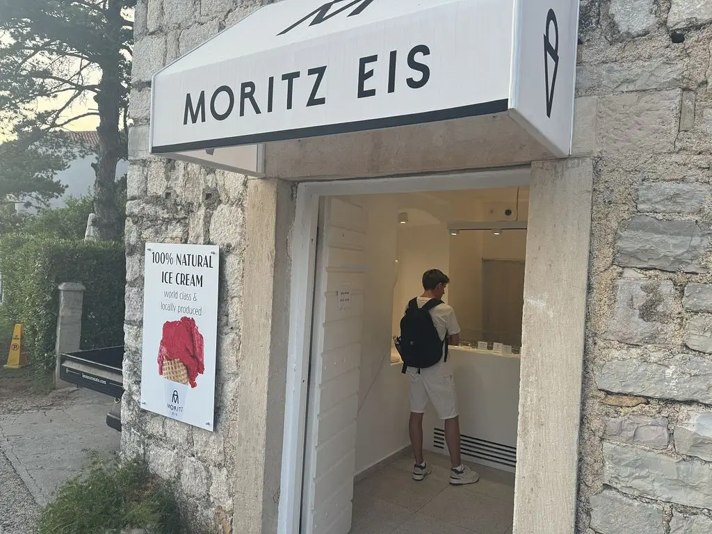 Moritz Eis — Perast